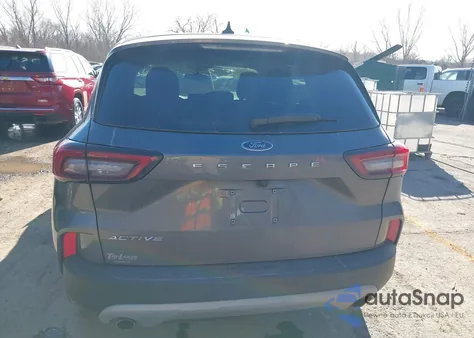 2024 Ford Escape Active z USA, uszkodzony, nr VIN 1FMCU0GN3RUB03904